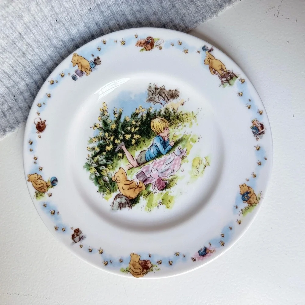 Royal Doulton WINNIE THE POOH Classic 4pc Nursery Set Plate Bowls Mug Bone China